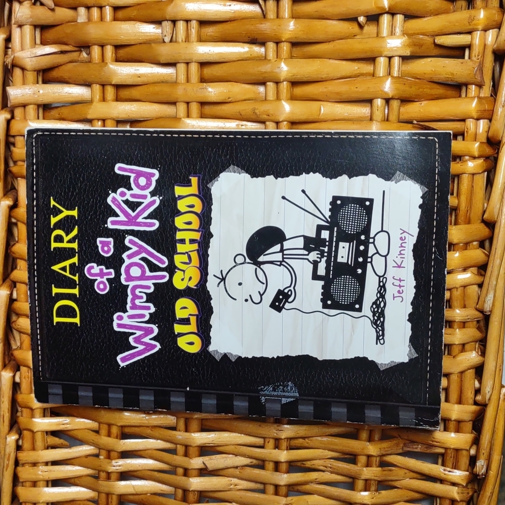 Diary of a Wimpy Kid - Old School #10 paperback